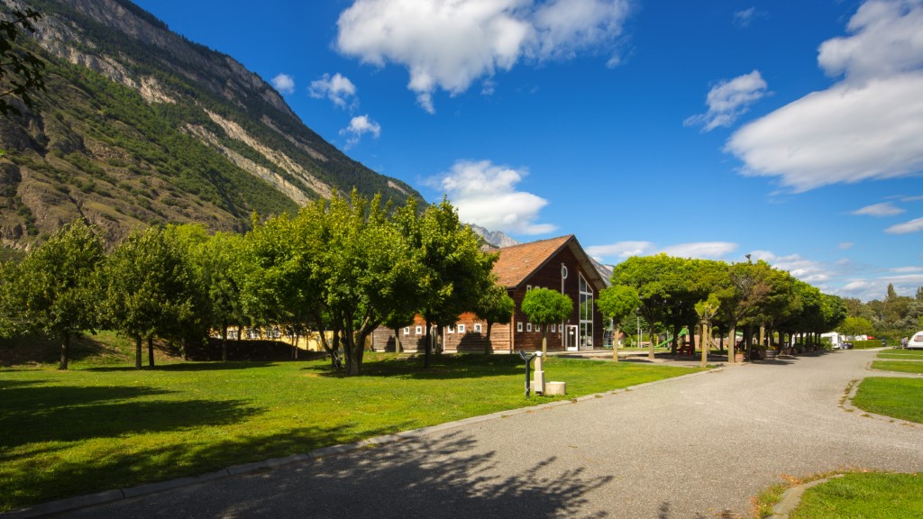 9.28 Sarvaz – image